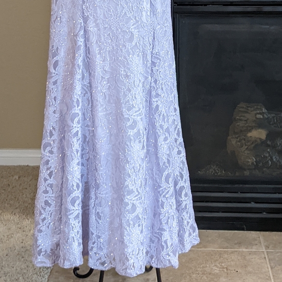 Women's NightWay Lavender Mermaid Gown or Prom Dress w/ sparkle Size 8 - Picture 10 of 13